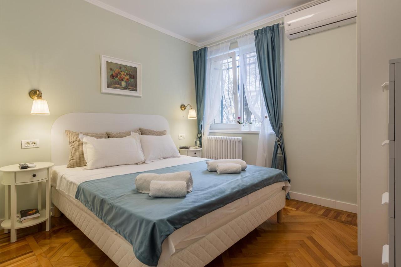 Central Stylish & Cozy One Bedroom Apartment - Adela Accommodation - Ideal For Long Stays Bucharest Luaran gambar