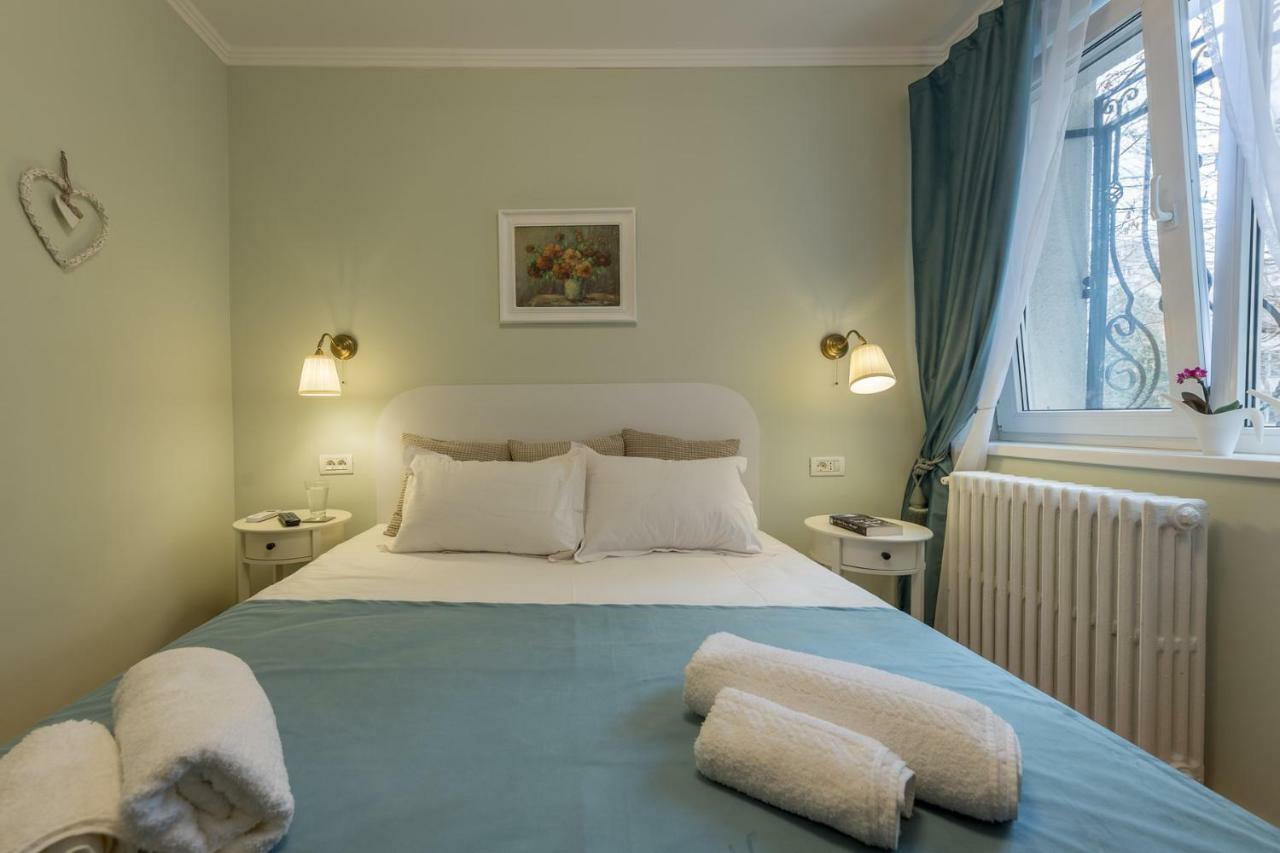 Central Stylish & Cozy One Bedroom Apartment - Adela Accommodation - Ideal For Long Stays Bucharest Luaran gambar